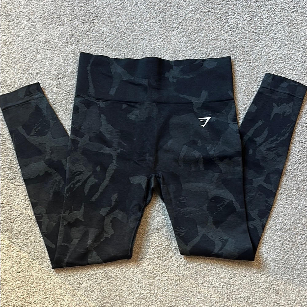 Gymshark Women’s Black Camo Patterned Leggings